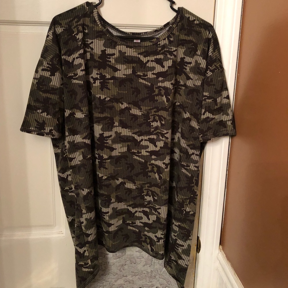 Camo LulaRoe Lynnea Top
